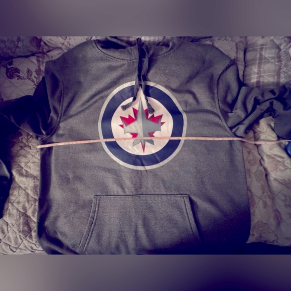 Winnipeg Jets Gray Hoodie by Fanatics. Size L EUC - Picture 11 of 12